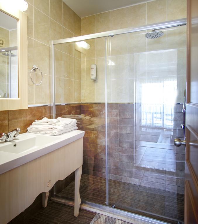 Seaview Suite Hotel Kusadasi Room photo